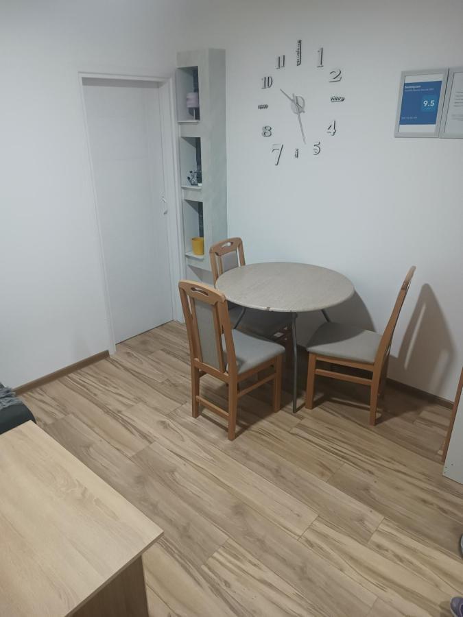 Apartmán Stan Na Dan Im Užice Exteriér fotografie