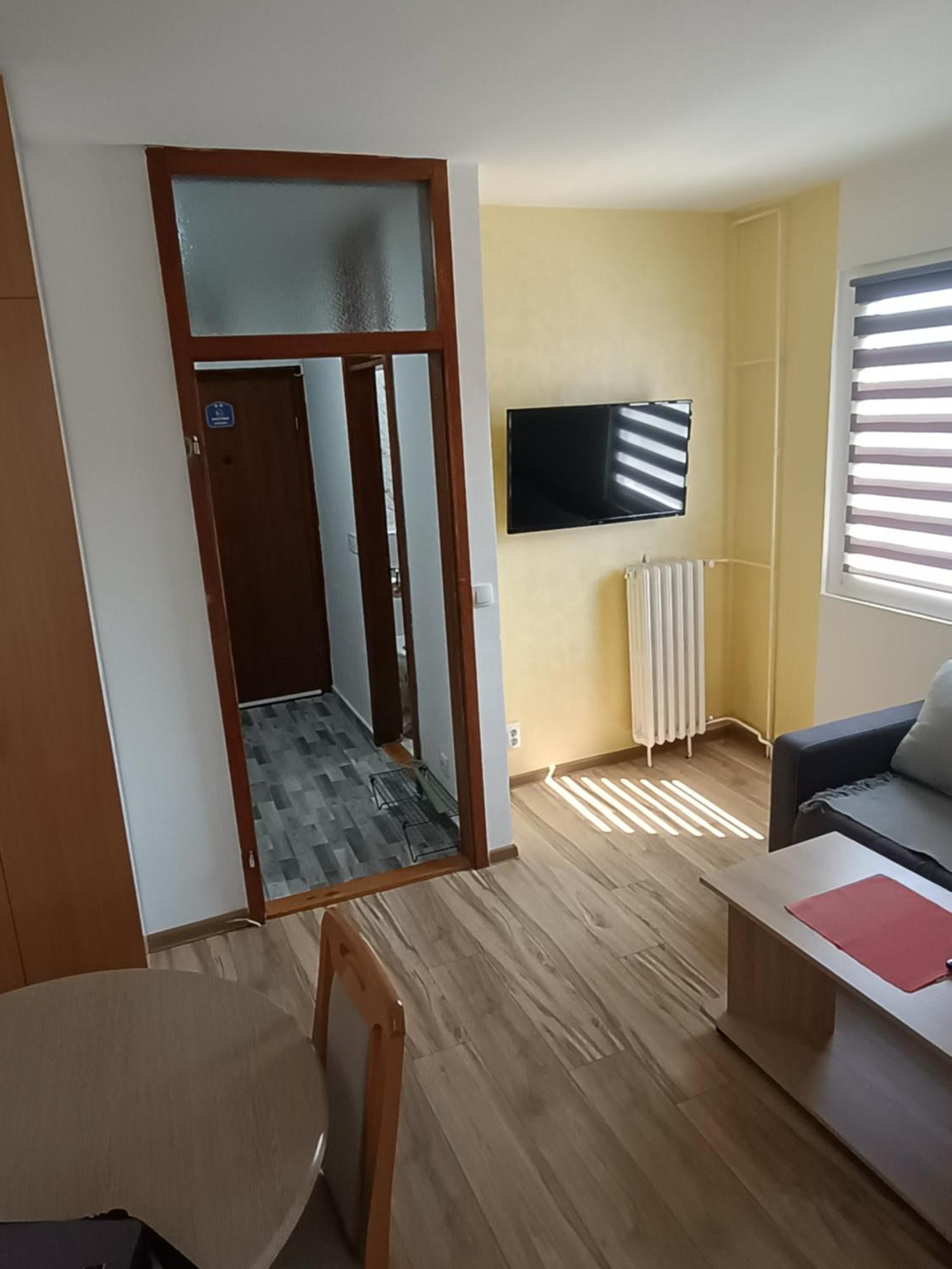 Apartmán Stan Na Dan Im Užice Exteriér fotografie